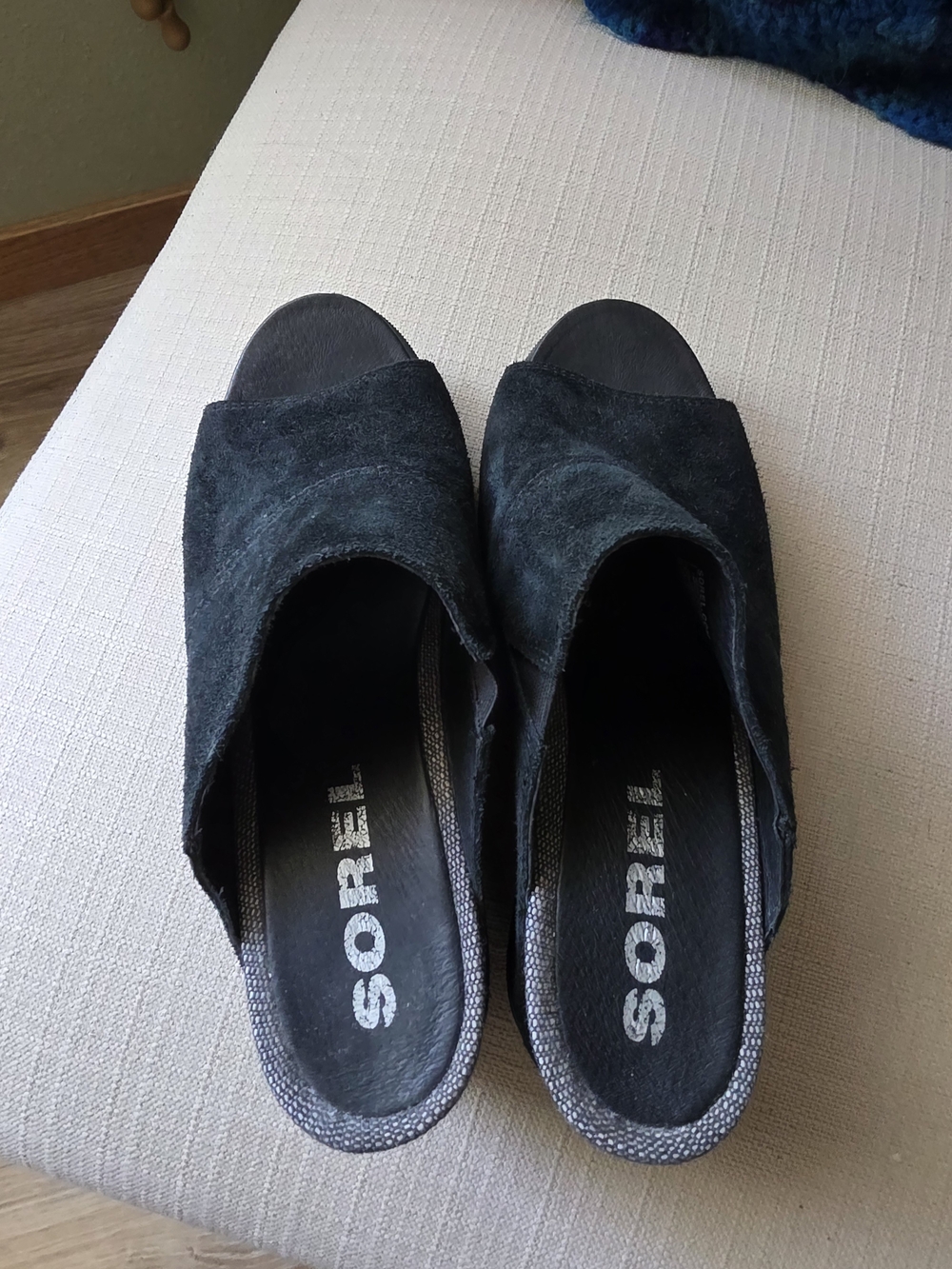 Sorel Women's Black Suede Open-Toe Mule Slides - Picture 2 of 4